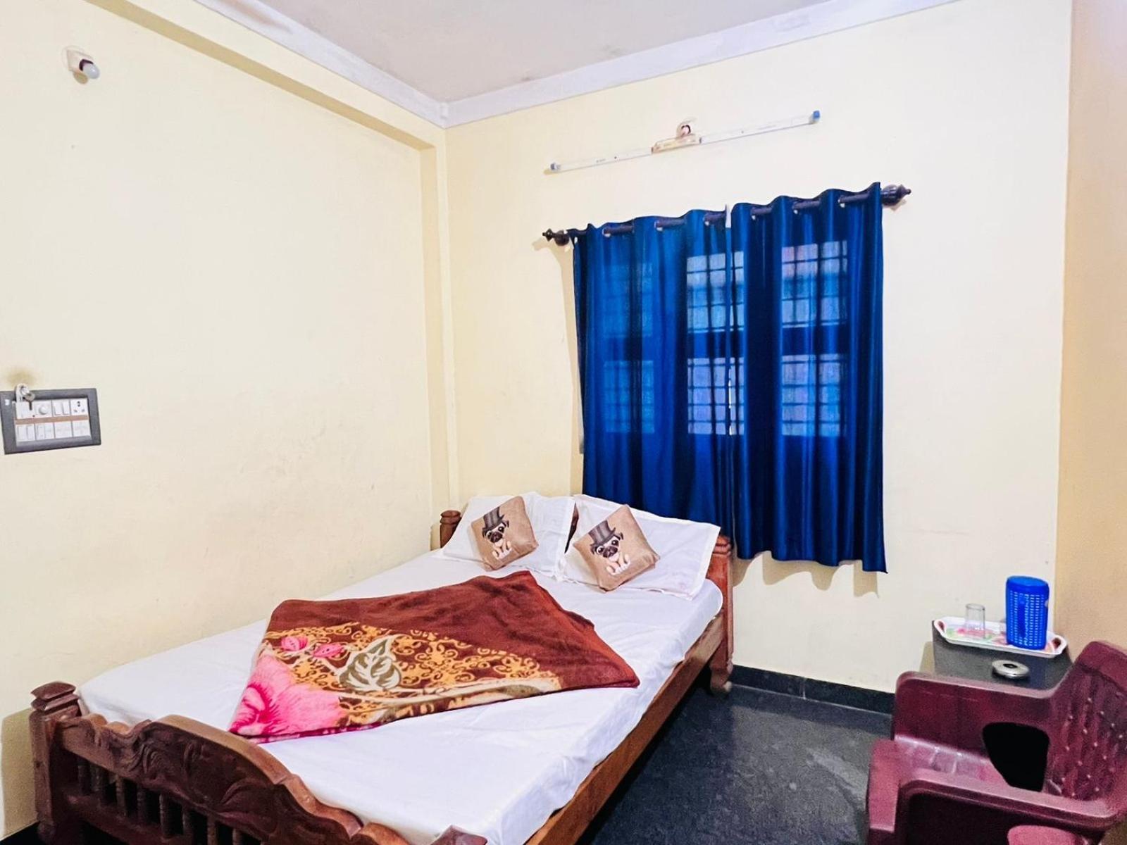 Hotel Hk Residency Mysore Exterior foto